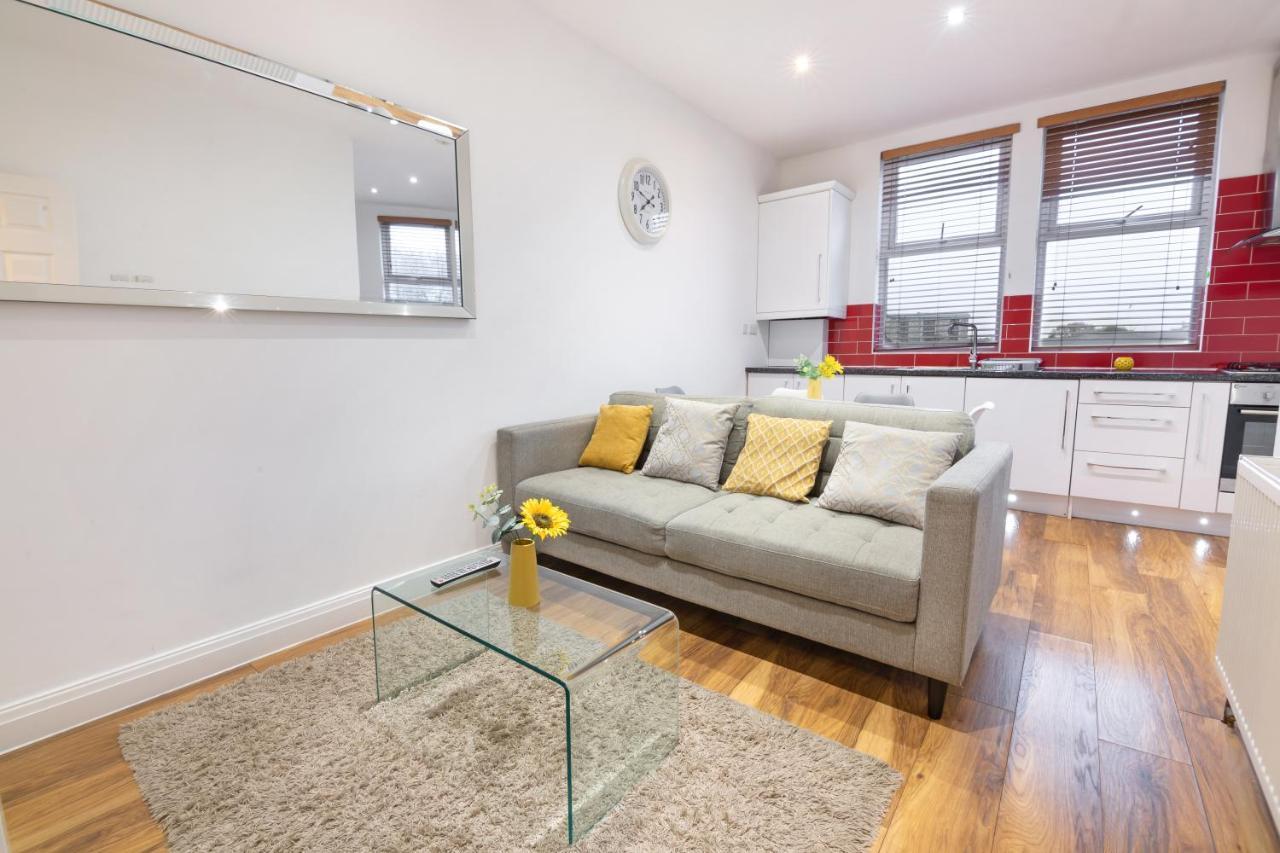 Modern Apartment Close To City Centre With Parking Leeds  Exteriér fotografie