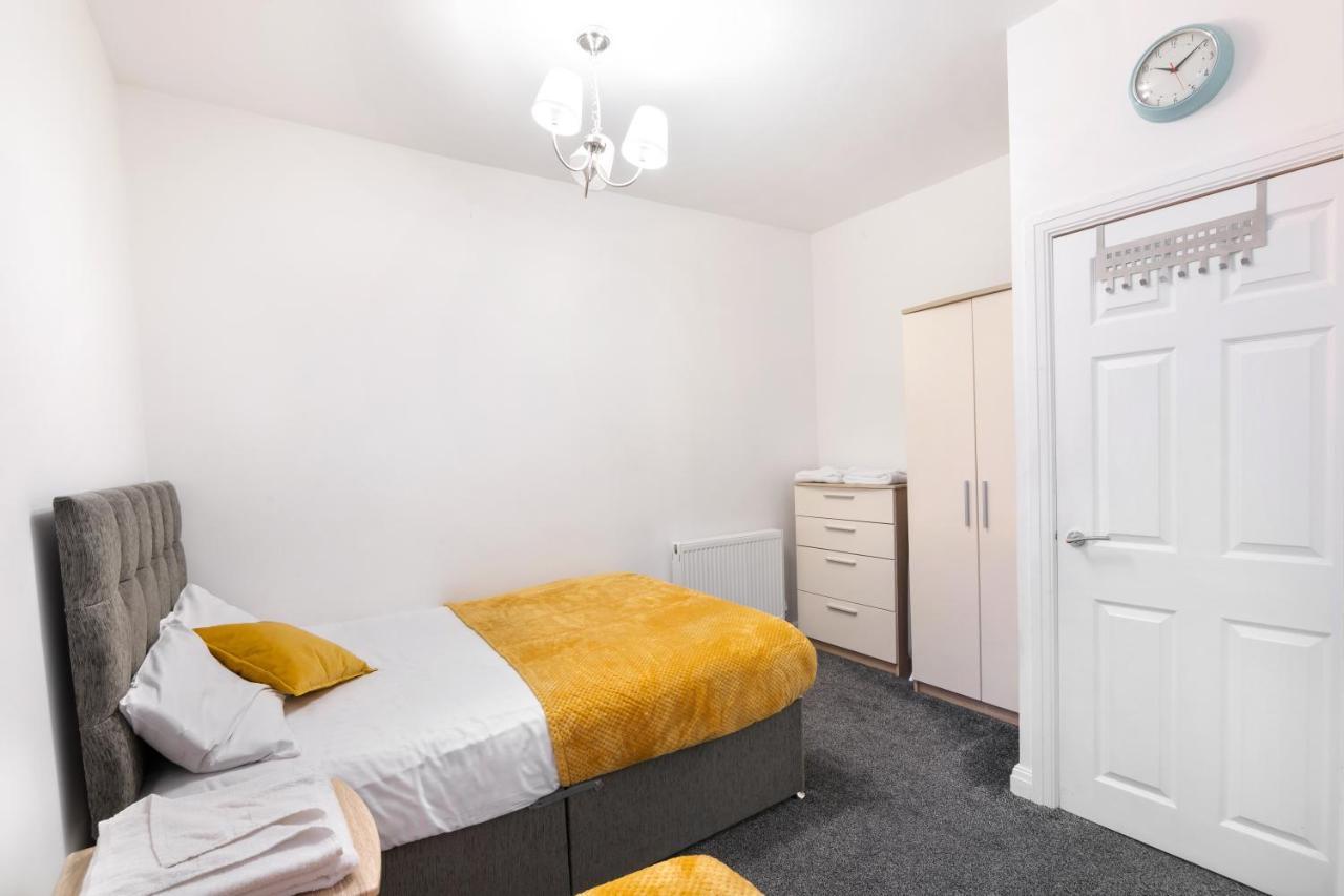 Modern Apartment Close To City Centre With Parking Leeds  Exteriér fotografie